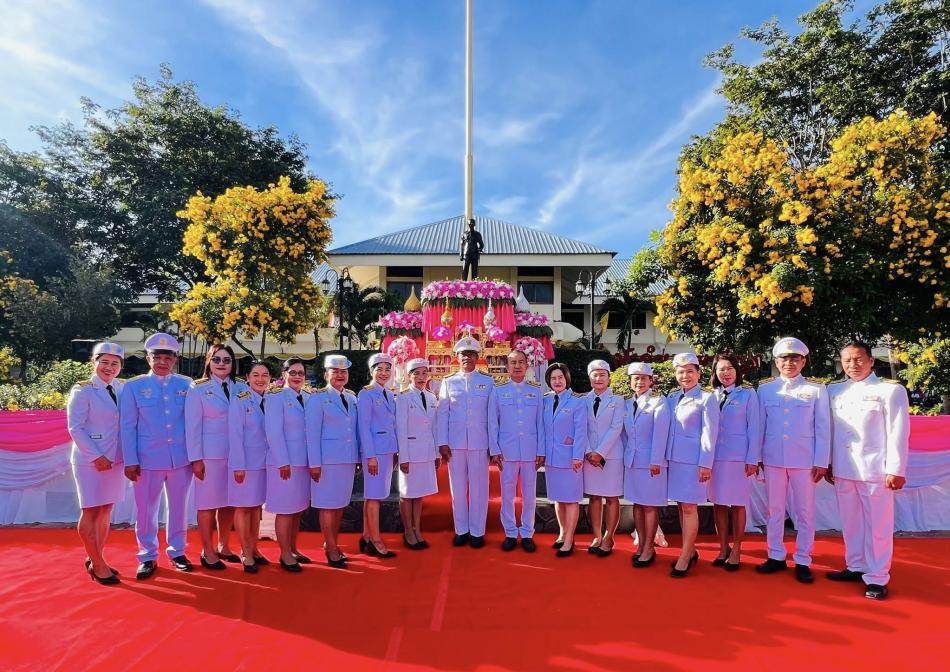  พิธีวางพวงมาลาและถวายราชสักการะพระบรมราชานุสาวรีย์พระบาทสมเด็จพระจุลจอมเกล้าเจ้าอยู่หัว เนื่องในวันคล้ายวันสวรรคต พระบาทสมเด็จพระจุลจอมเกล้าเจ้าอยู่หัว ประจำปี ๒๕๖๘