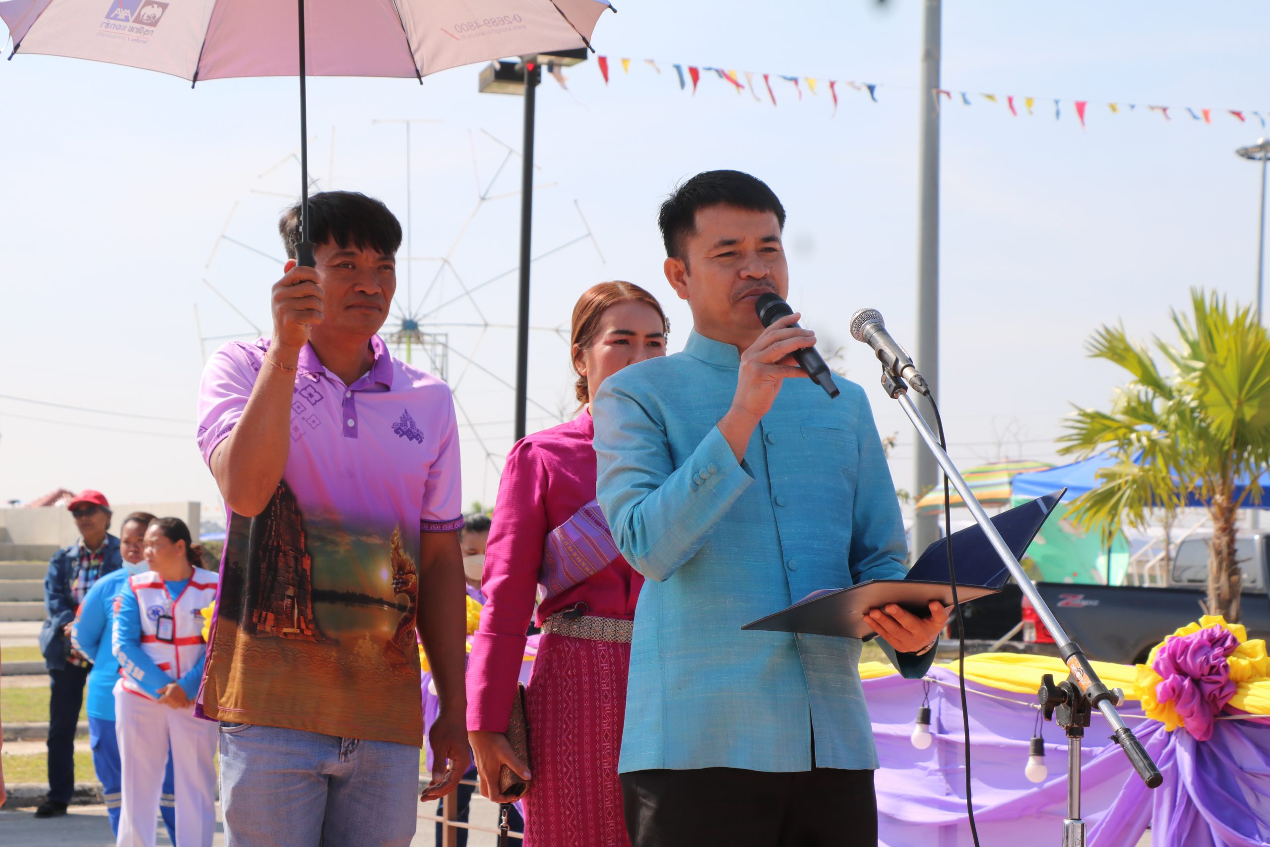 การแข่งขันเรือพื้นบ้าน ประเภท 3 ฝีพาย ในกิจกรรมงานประเพณีลอยกระทง 2565